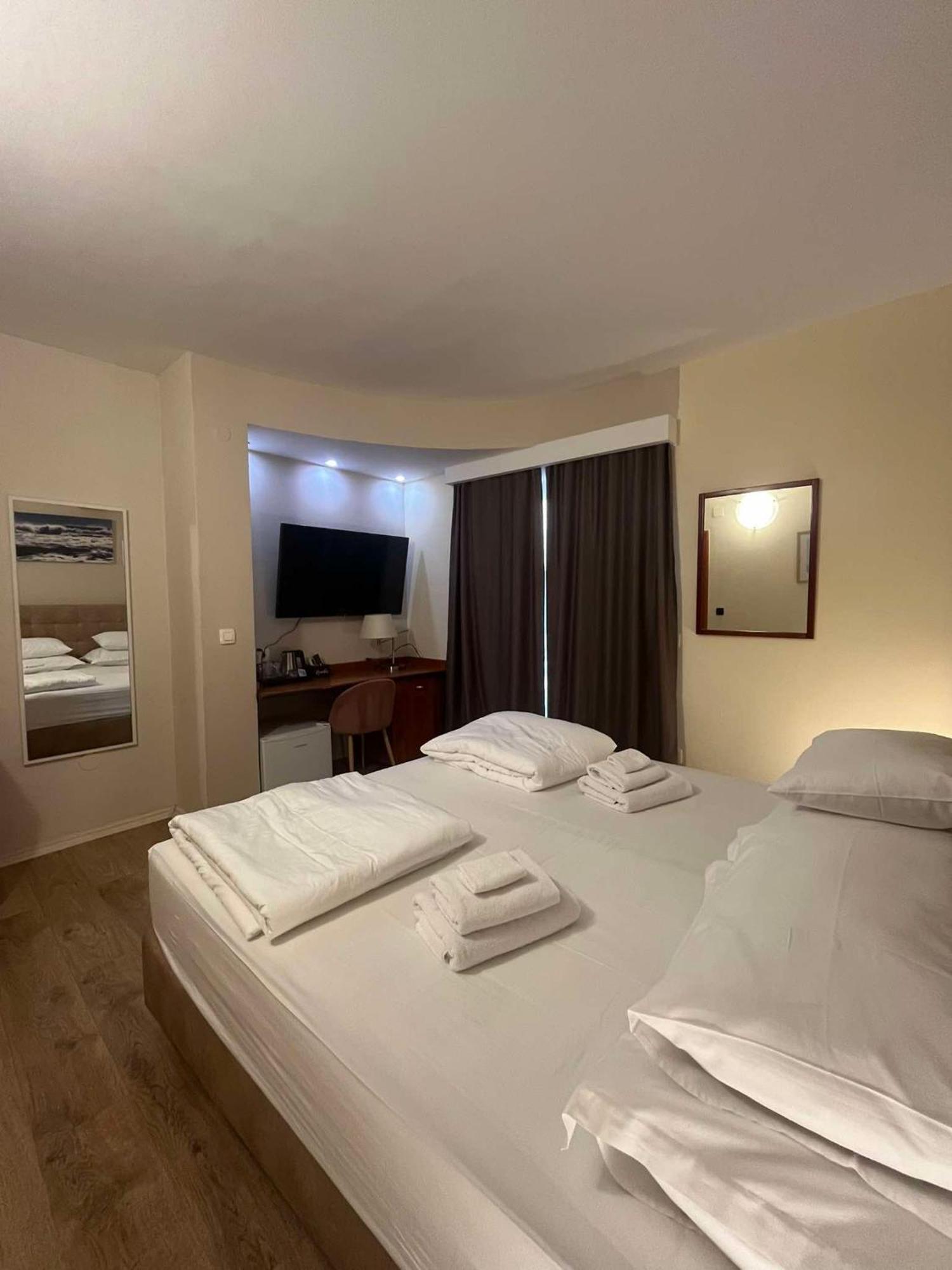 Bed and Breakfast Dela Хвар Экстерьер фото